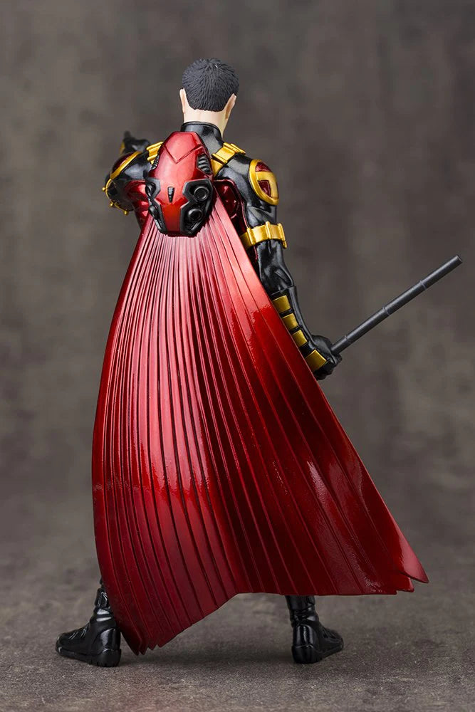 Kotobukiya: BATMAN- Red Robin Artfx + Statue 1/10 Scale - SV118