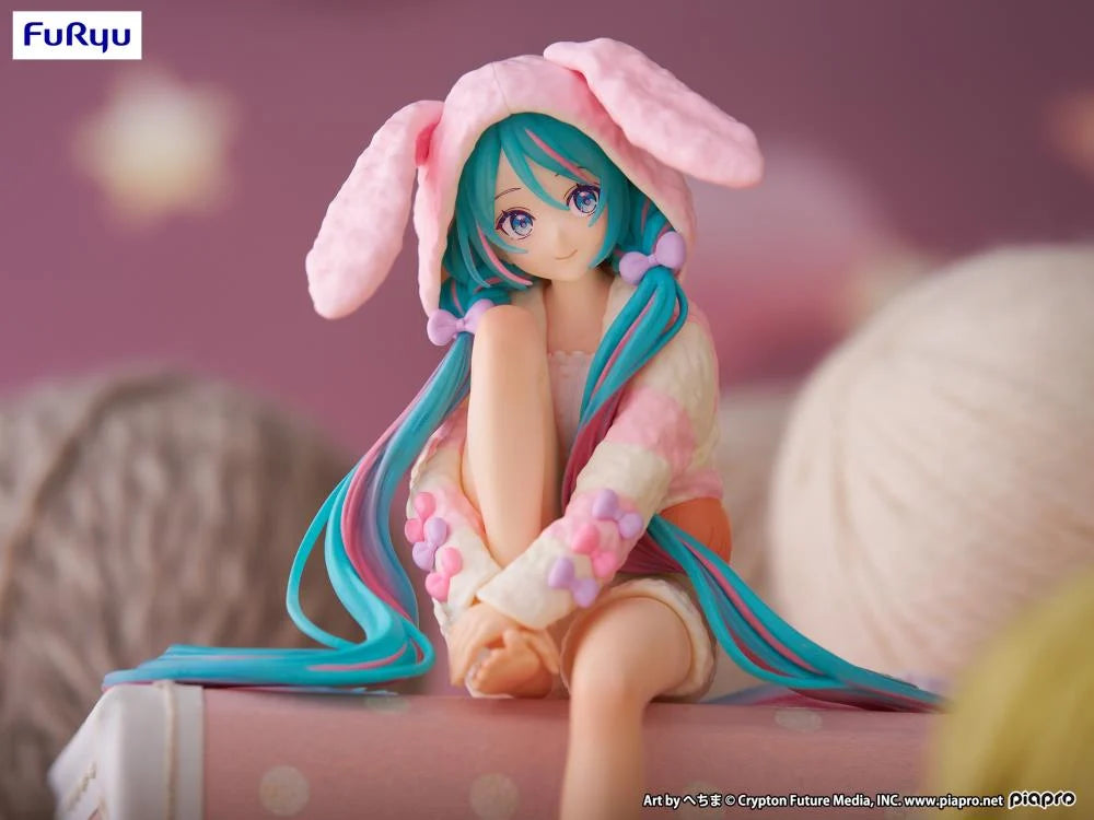 Hatsune Miku - Noodle Stopper Figure (Rabbit Ear Hood Pajama) - AMU-SHP1999